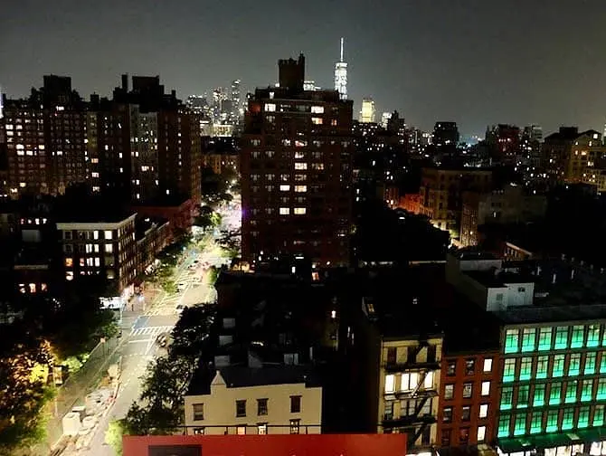Things to do and see in West Village - Night View