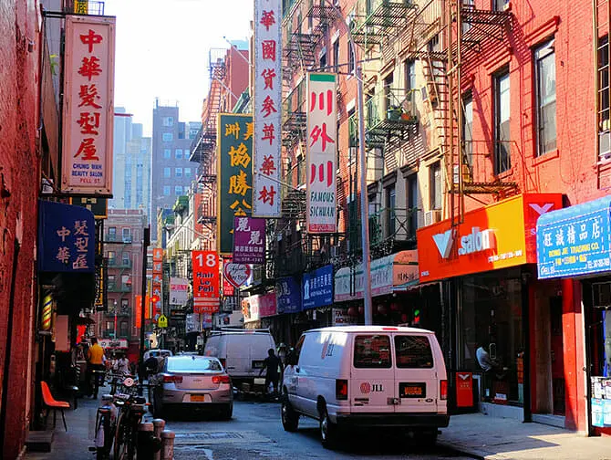 Things to do and see in Chinatown New York - Typical Buildings