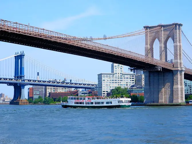 Circle Line Landmarks Cruise - Brooklyn Bridge