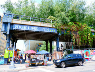 Meatpacking District in New York - The High Line