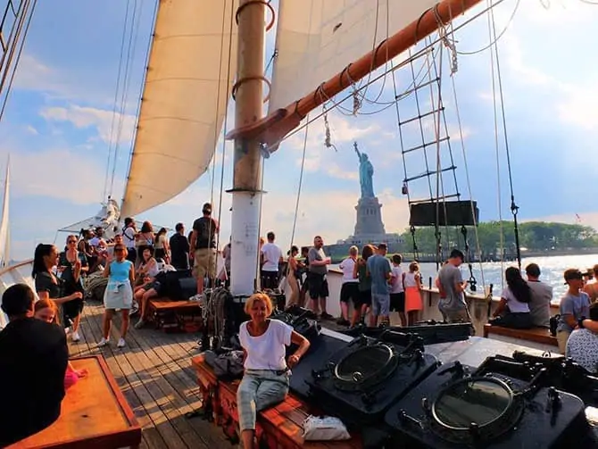 Clipper City Tall Ship New York Sailing Cruise - Sailing