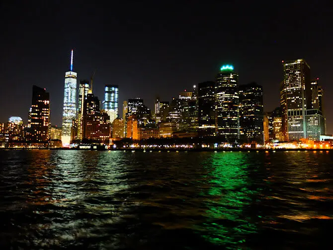Bateaux Dinner Cruise in NYC - View