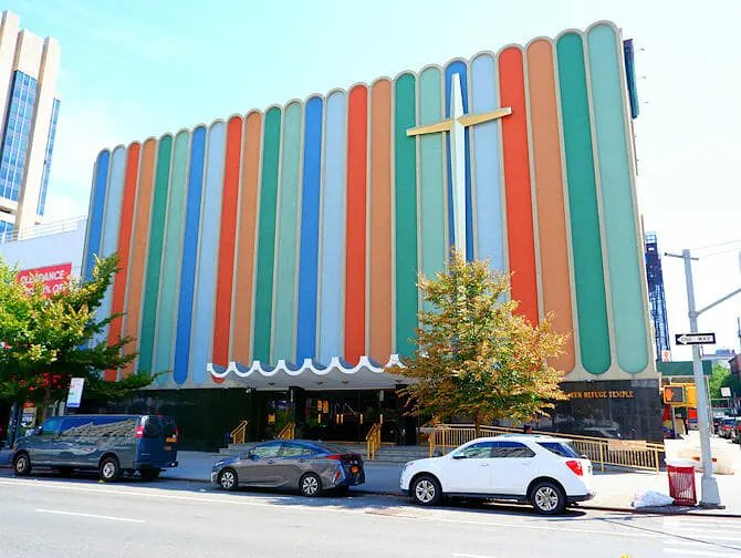 Things to do and see in Harlem New York - Church