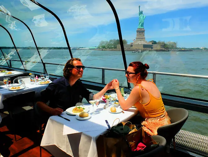Valentine's Day Dinner Cruises in New York - Statue of Liberty