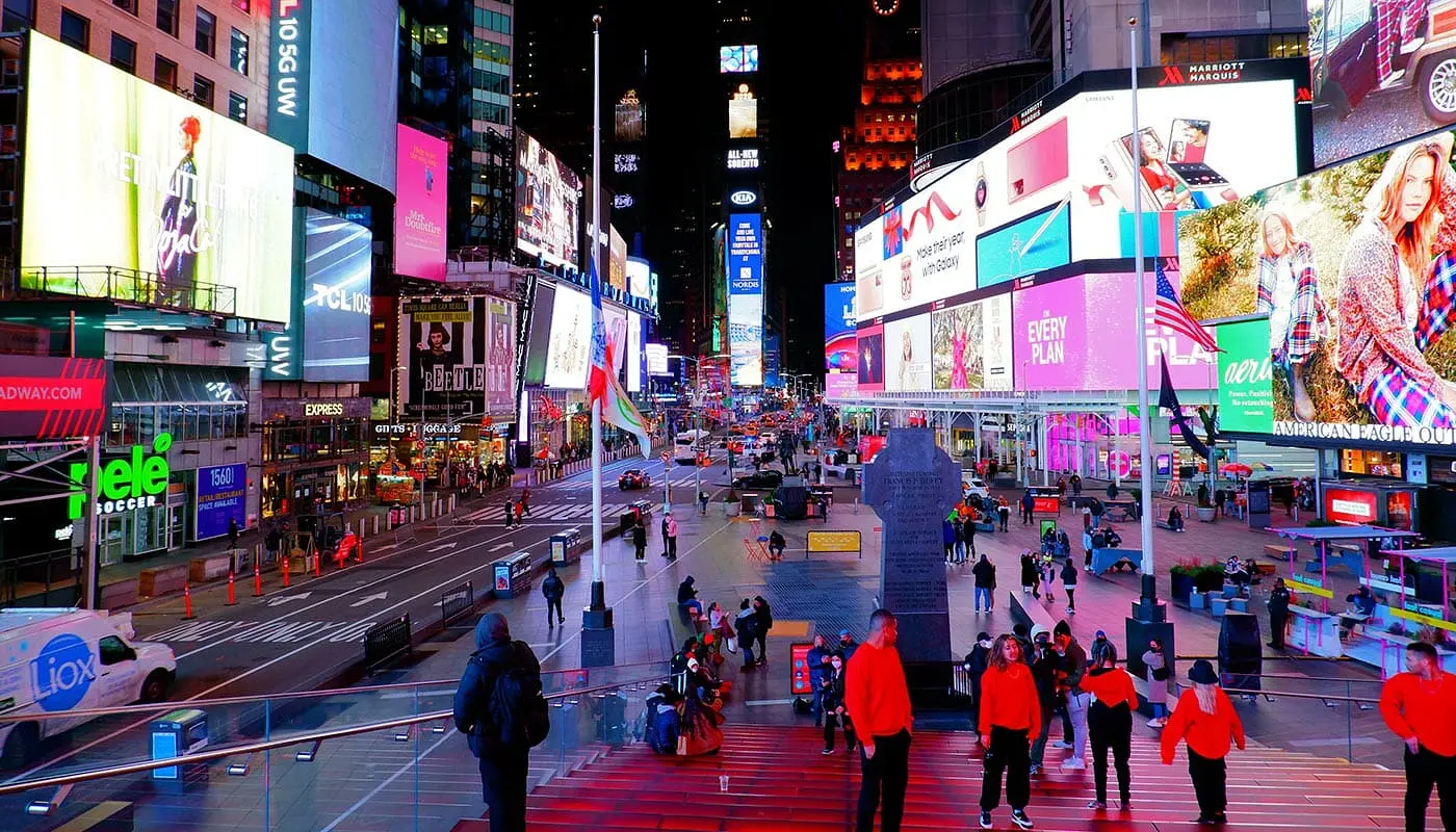 Things to do and see in Theater District - Times Square
