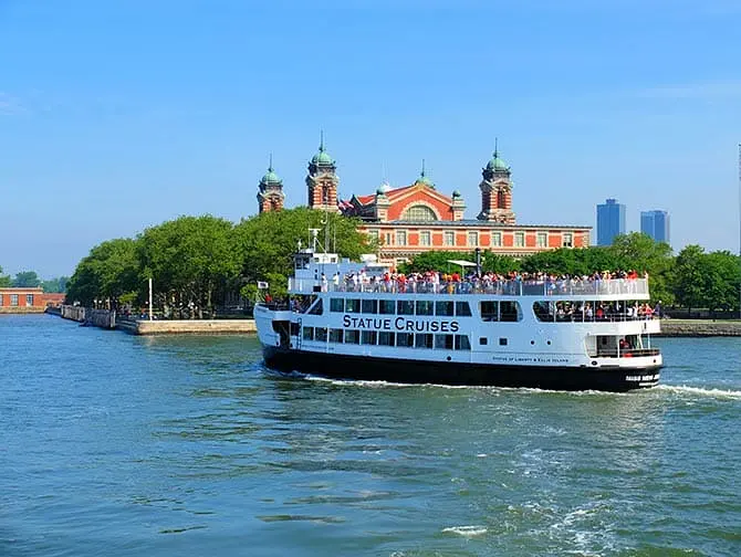 Ellis Island in New York - Statue Cruises