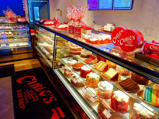 Carlo’s Bakery ‘Cake Boss’ in New York - Pastry