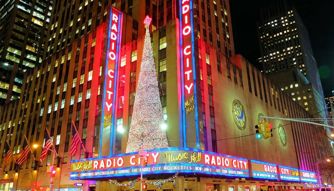 radio city christmas spectacular new york