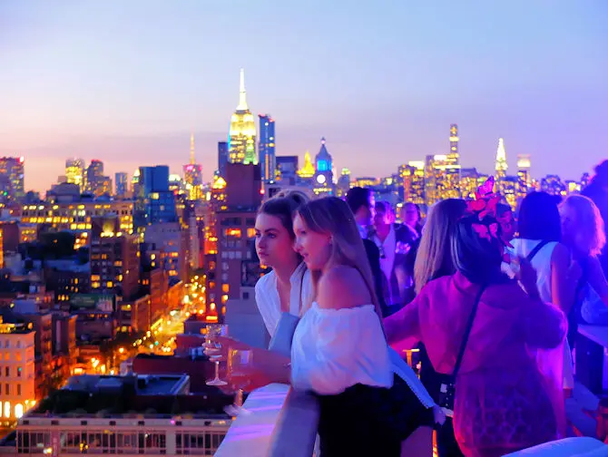 The Best Rooftop Bars of New York - The Roof Sunset