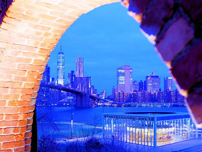 Brooklyn Bridge Park in New York - Empire Stores
