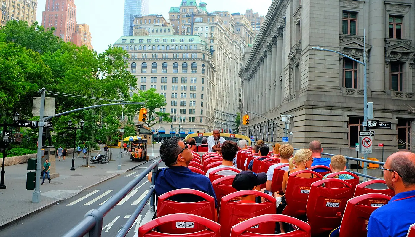 Hop on Hop off Bus in New York - Sightseeing