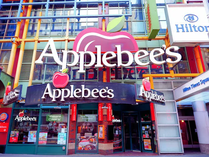 Where to eat with children in New York - Applebees