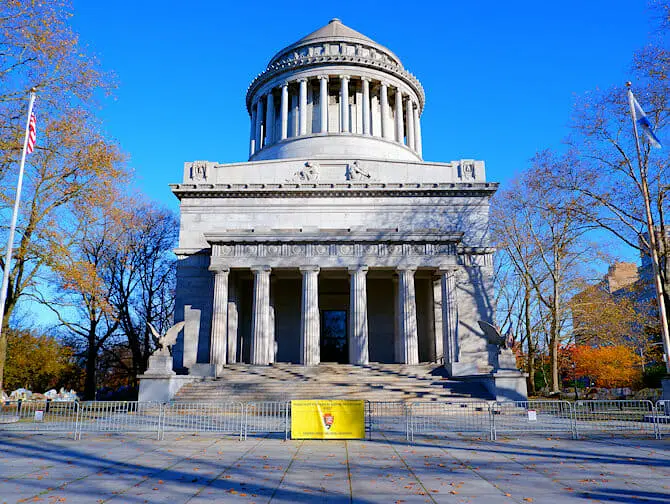 Veterans Day in New York - Grant's Tomb