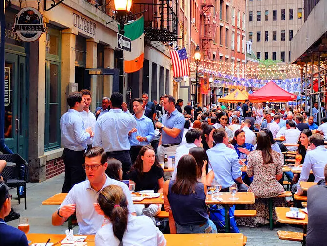 Stone Street Restaurants in New York