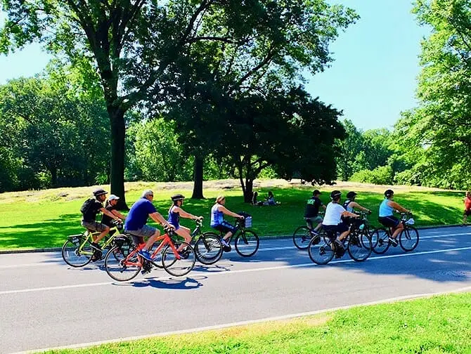 Renting a bike in New York - Cycling in Central Park