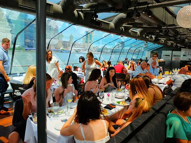 Bateaux Lunch Cruise in New York - Having Lunch