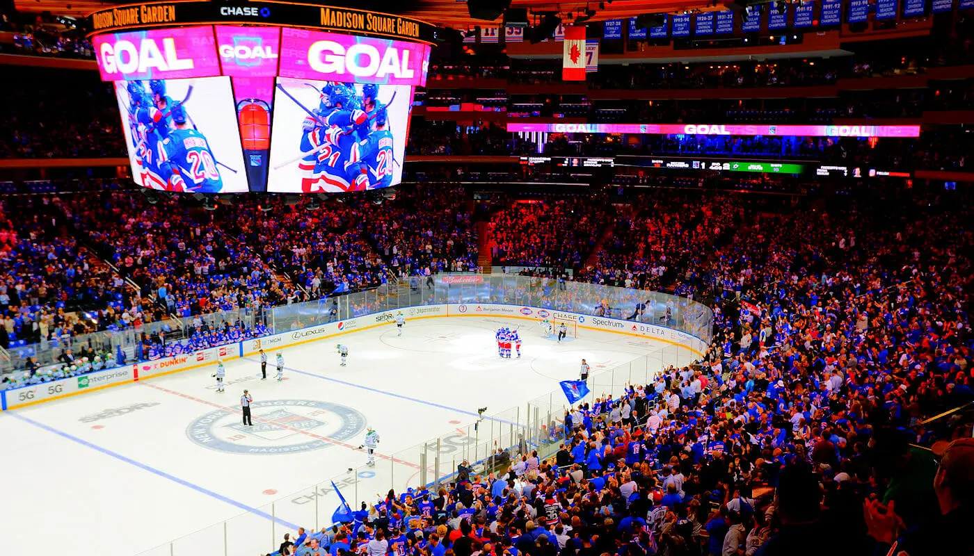 NHL Ice Hockey in New York - Match