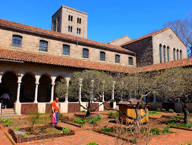 The Met Cloisters in New York - Garden