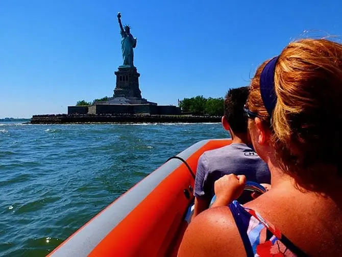 High Speed Boat Tour in New York