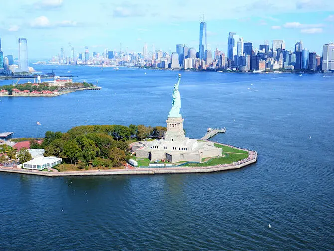 New York Helicopter Tour - Statue of Liberty Downtown approved by Eric
