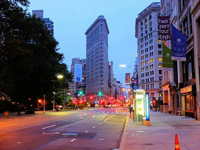 Flatiron Building in New York - At Night