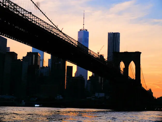 Twilight Boat Tour - Brooklyn Bridge