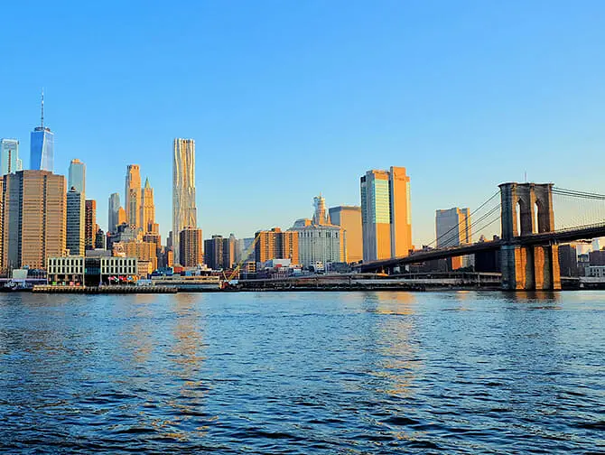 Filming Locations in New York - Brooklyn Bridge