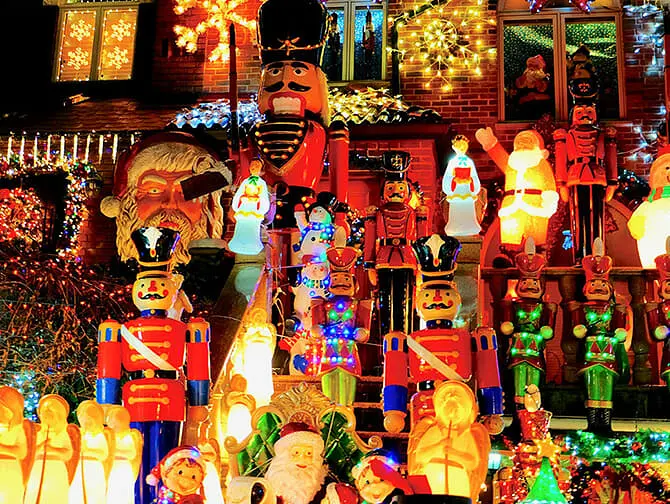 Filming Locations in New York - Home Alone - Dyker Heights