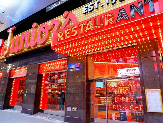 Best cheesecake in New York - Junior's Restaurant