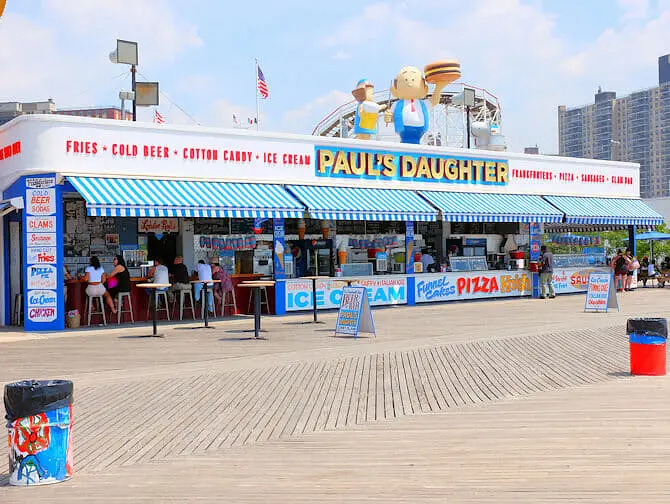 Deno’s Wonder Wheel Amusement Park in Coney Island - Snack Bar