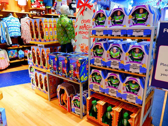Toy Stores in New York - Disney