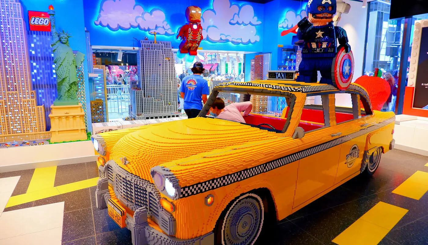 Toy Stores in New York - LEGO