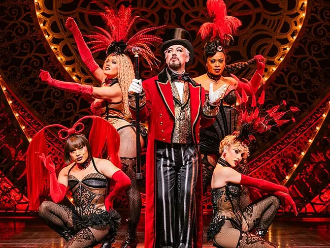 Moulin Rouge! The Musical on Broadway Tickets - Set