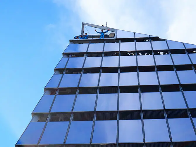 City Climb at Edge in New York - Apex