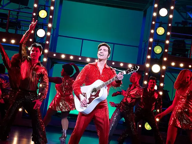 A Beautiful Noise The Neil Diamond Musical on Broadway Tickets - Preformance