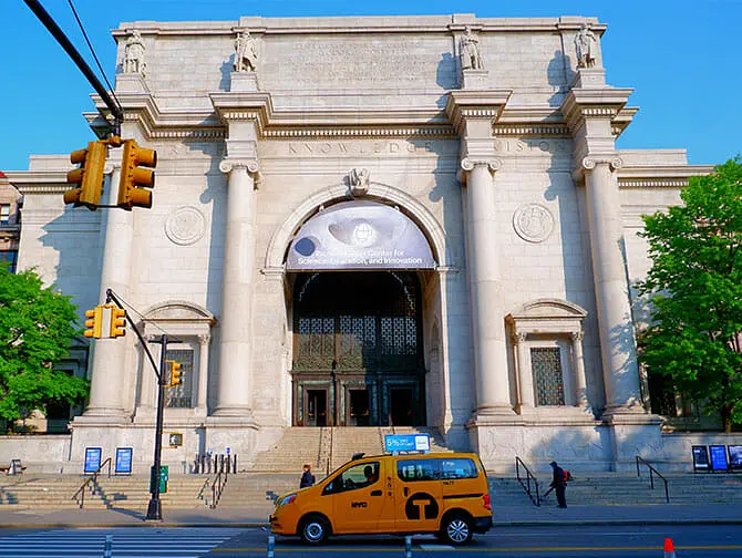 Difference between New York CityPASS and New York Explorer Pass - American Museum of Natural History