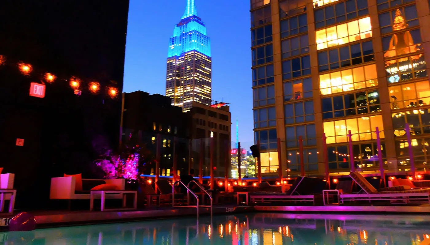 Hotels with pools in New York - Royalton Park Avenue