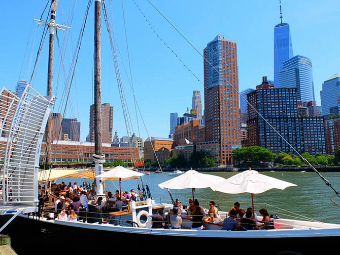 Hudson River Park in New York - Grand Banks