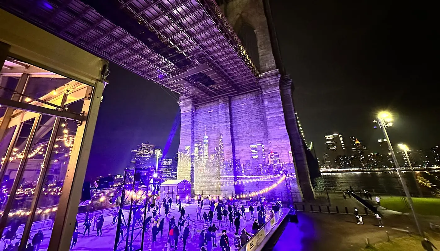 Ice Skating in New York - Brooklyn Bridge Park