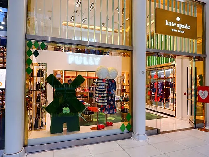 Westfield World Trade Center Shopping Mall in New York - Shopping