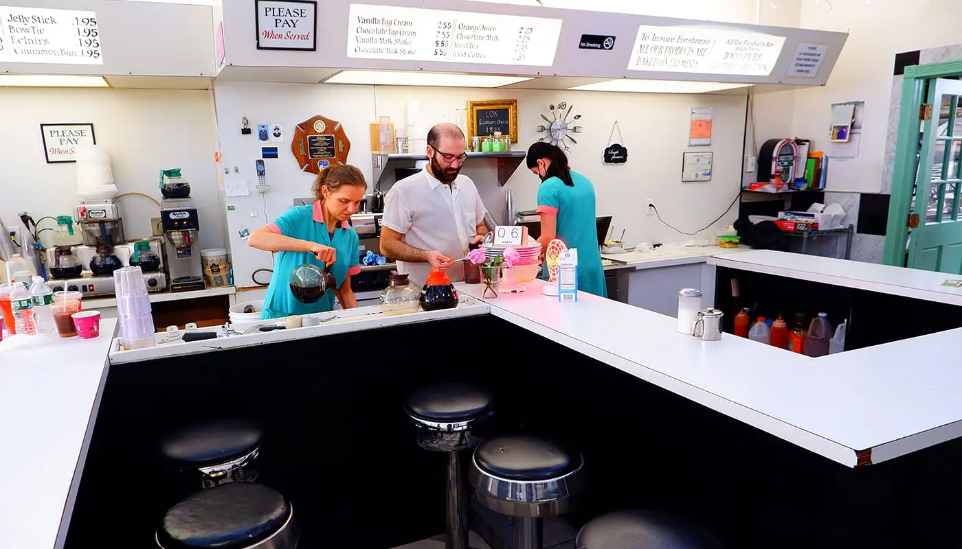 Best Doughnuts in New York - Peter Pan Donut & Pastry Shop