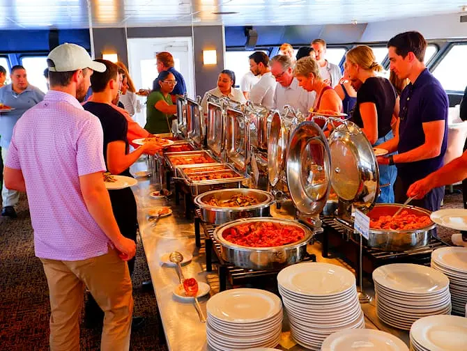 Restaurants in New York - Dinner Cruise