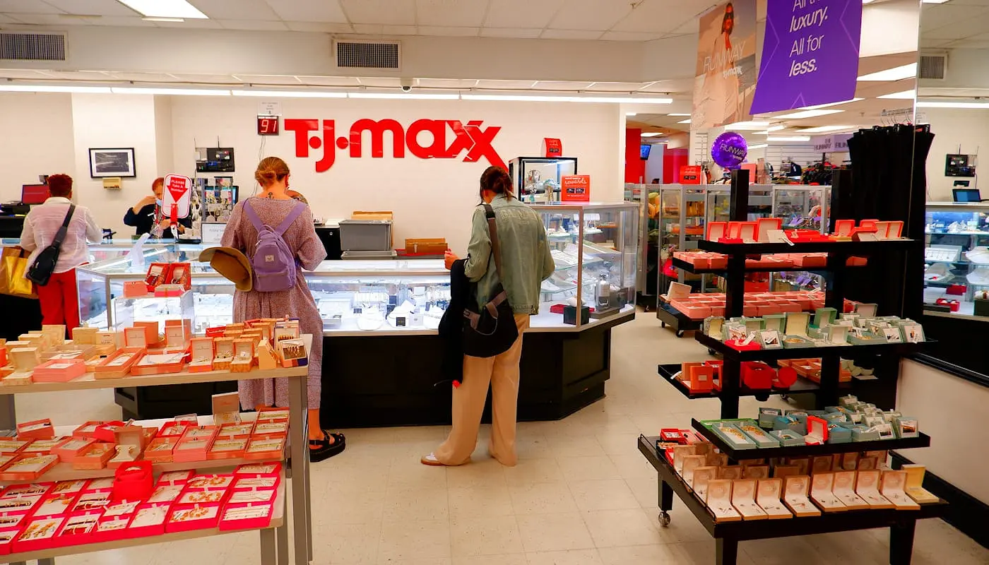 Sale in New York - TJ Maxx