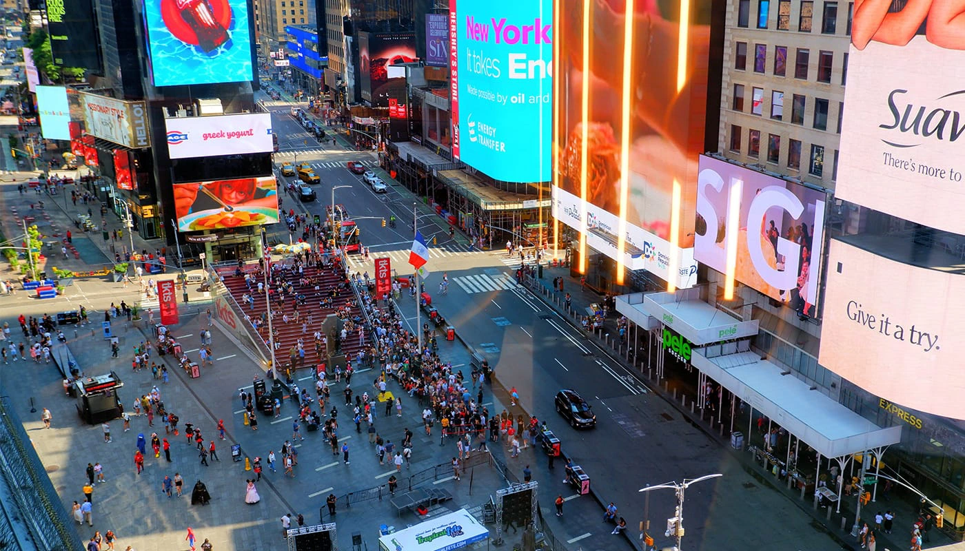 Hotels on Times Square - New York Marriott Marquis