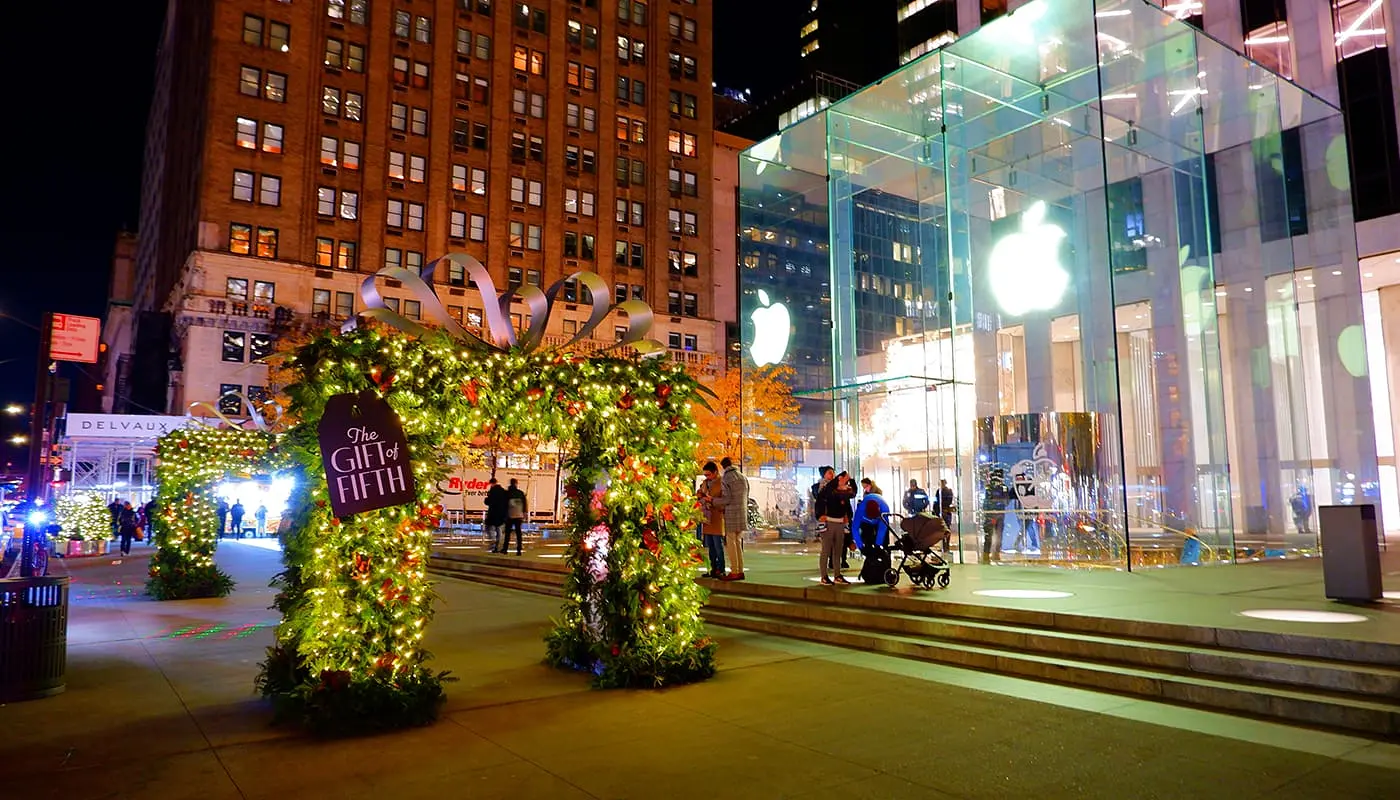 Christmas Itinerary for New York - Fifth Avenue