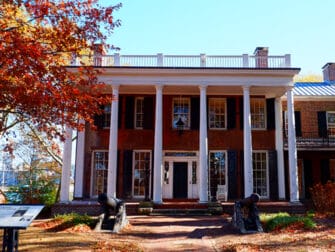 New York Walking Routes - Governors Island Impression