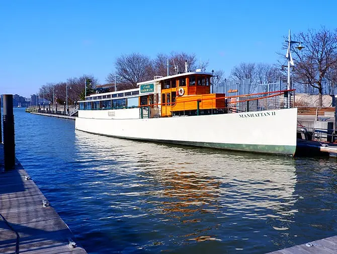 New York Seals and Bird Watching Boat Tour - Boat