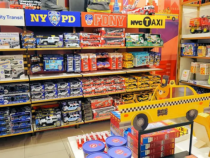 FAO Schwarz in New York - Gifts