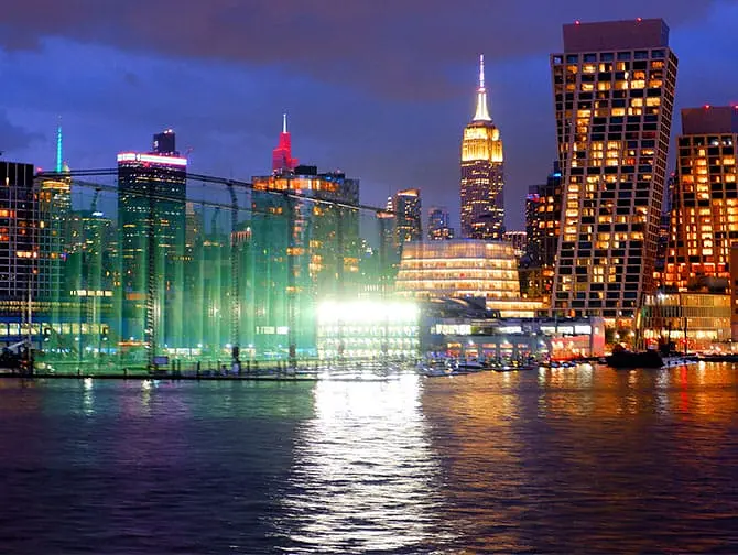 Manhattan Dinner Cruise in New York - Skyline views