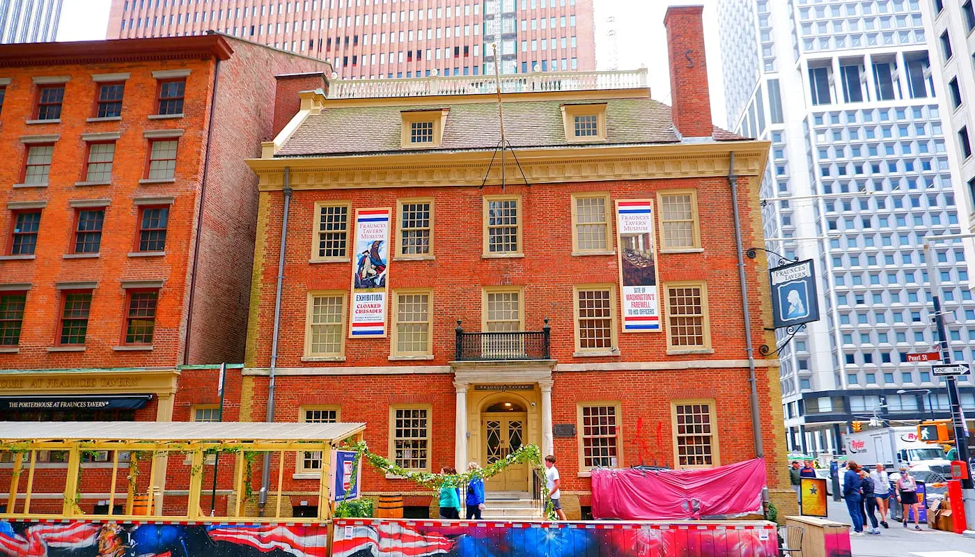 Typical American Food in New York - Fraunces Tavern